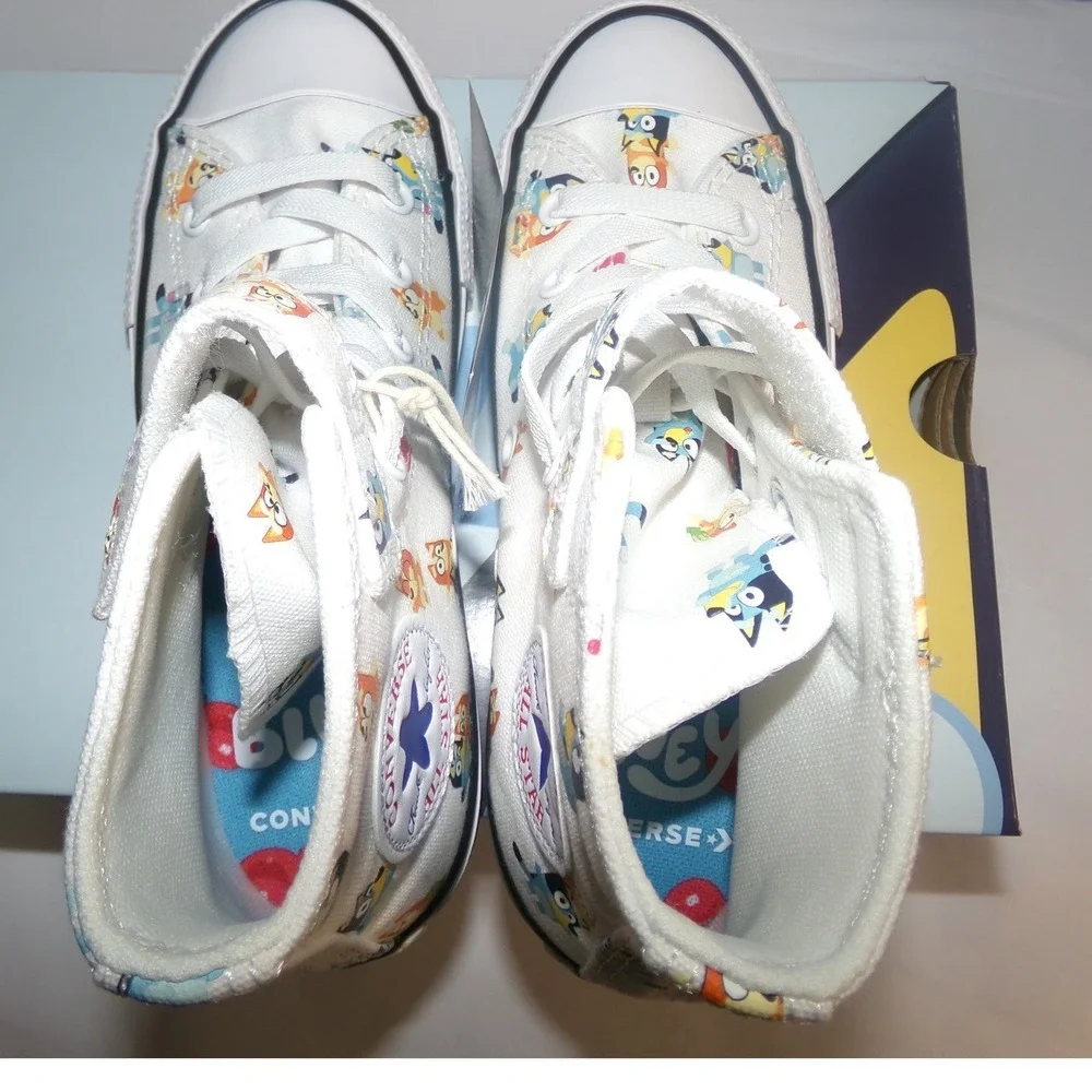 Converse Chuck Taylor All Star Bluey Kids 13 YOUTH White High Top Sneakers